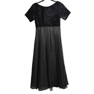 VTG 90s Stage Accents Black Velvet‎ Midi Dress Short Sleeve Formal Event 4 Goth